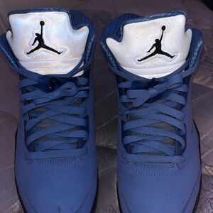 Jordan 5 unc